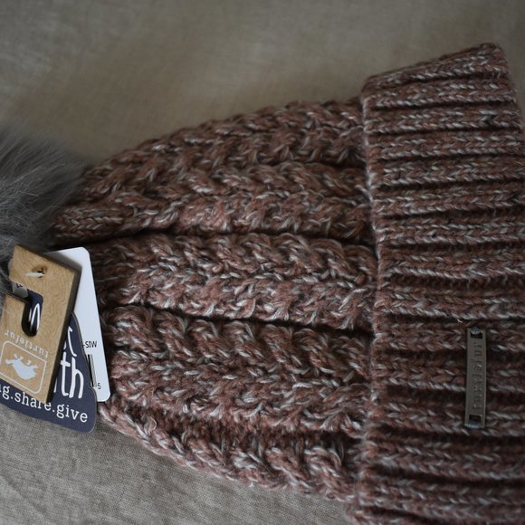 NWT Turtle Fur Lexi Pompom Beanie Blush Fleece Lining Ribbed Cuff - Picture 2 of 10